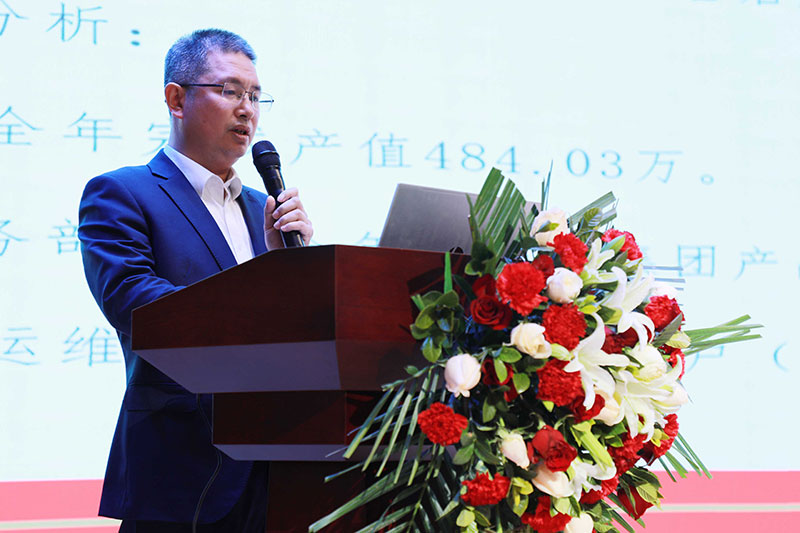 33276535.jpg 076A0186.jpg